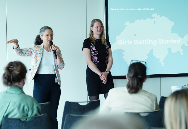 Frederike Asael, Managing Partner Impact Hub Bern, Leiterin Diversity Programme und Michelle Baumann, Projektleiterin Girls Getting Started